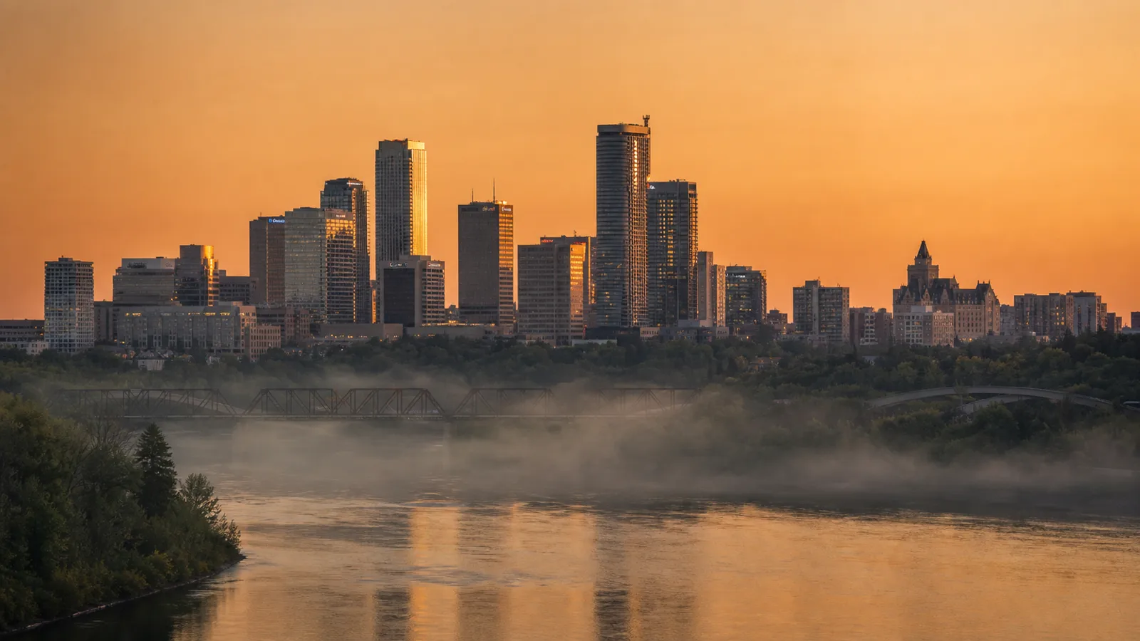 La ligne d’horizon d’Edmonton au crépuscule, siège de l’équipe de recrutement international d’Upforce en 2026